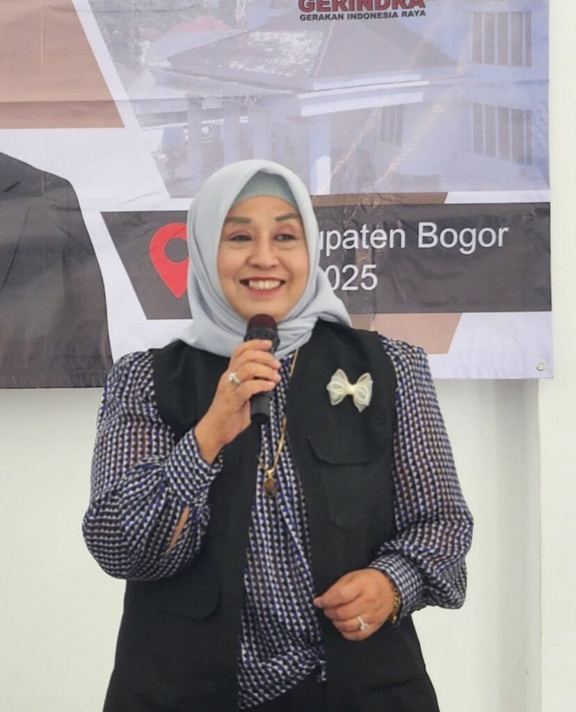 Prasetyawati memberikan sosialisasi Buruan Mandiri Pangan kepada warga Kecamatan Kemang dalam kegiatan reses DPRD Jawa Barat.