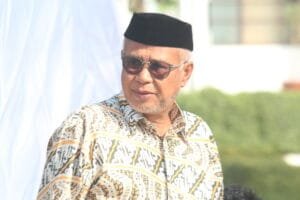 Dede Kusdinar berbicara dalam FGD Pengembangan Rami Nasional bersama akademisi, pemerintah, dan petani Garut.