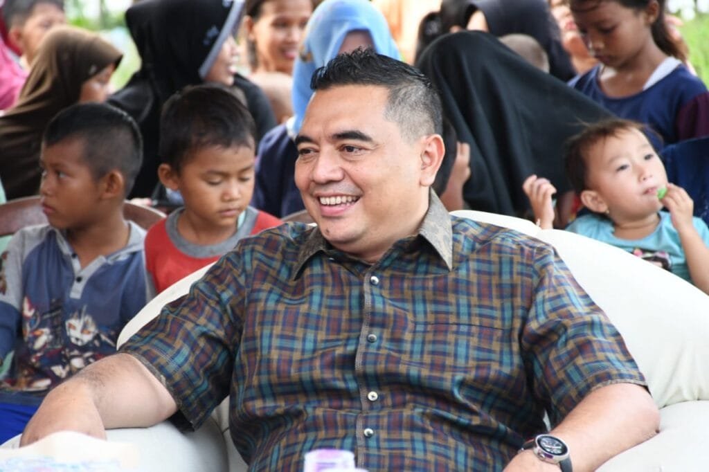 H. Syahrir menyetakan pentingnya kepedulian terhadap kesehatan masyarakat.