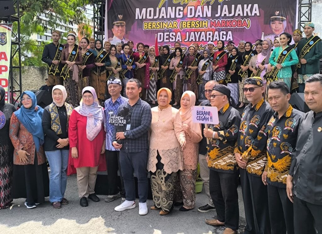 H. Dede Kusdinar memperkenalkan Koperasi Merah Putih di Desa Jayaraga.