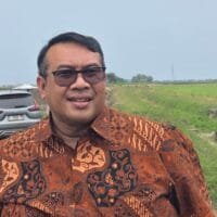 George Edwin Sugiharto: Saatnya Cirebon Timur Jadi Daerah Otonom Baru Anggota DPRD Jabar George Edwin Sugiharto memberikan sambutan di Cirebon
