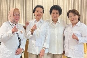Tina Wiryawati menghadiri diskusi bersama pembina PP PIRA, Ibu Bianti Djiwandono dan Ibu Maryani Djojohadikusumo, di Hotel Bidakara Jakarta.