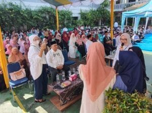 Suasana Maulid Nabi di SMAN 6 Tambun Selatan dihadiri siswa, guru, dan tokoh masyarakat termasuk H. Syahrir.