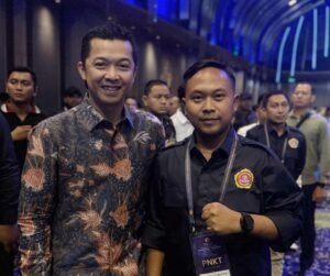 Dea Eka Rizaldi Karang Taruna menghadiri prosesi pelantikan di Sutera Hall Tangerang