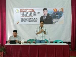 Abdul Karim menyampaikan perhatian terhadap persoalan sampah saat kegiatan pengawasan di Cianjur Selatan