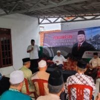 Pradi Supriatna saat kegiatan sosialisasi dan buka puasa bersama tokoh agama serta masyarakat di Sukatani, Tapos, Depok.