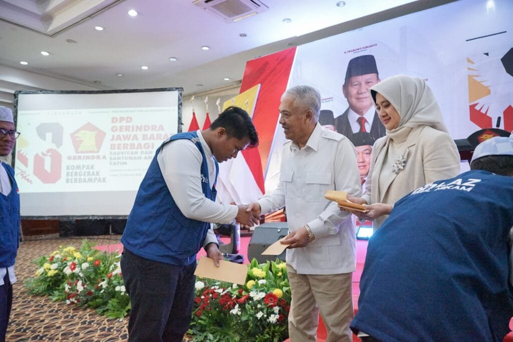 DPD Gerindra Jawa Barat berbagi bersama para pembimbing dalam HUT ke-18 Gerindra
