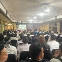 Gerindra Sukabumi memberikan santunan kepada anak yatim di bulan Ramadan