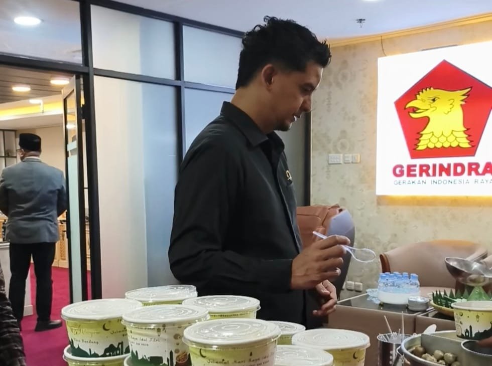 Kebersamaan Fraksi Gerindra Jabar di Momen Idul Fitri