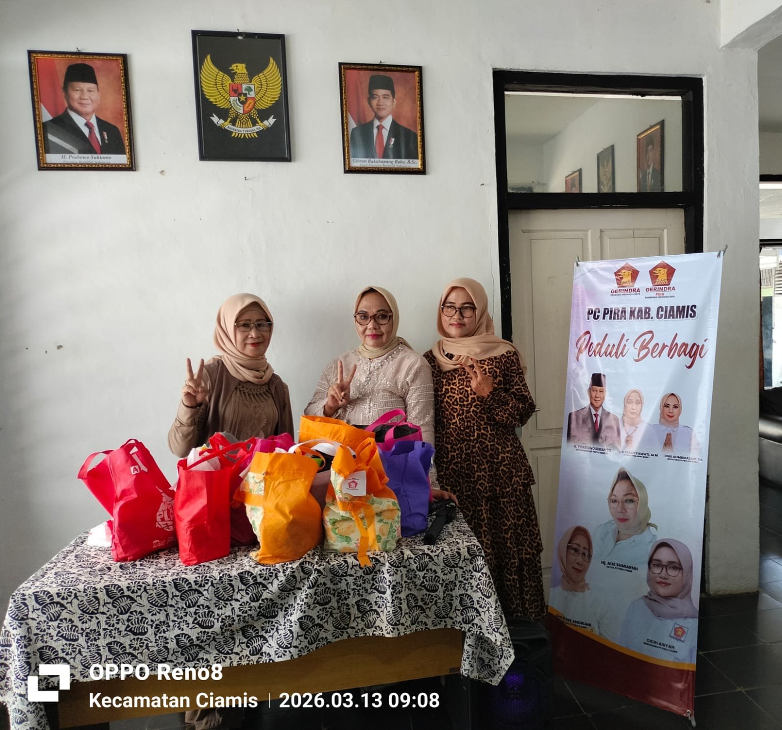 Aksi Sosial Ramadan, PIRA Ciamis Salurkan Takjil dan Sembako untuk Warga