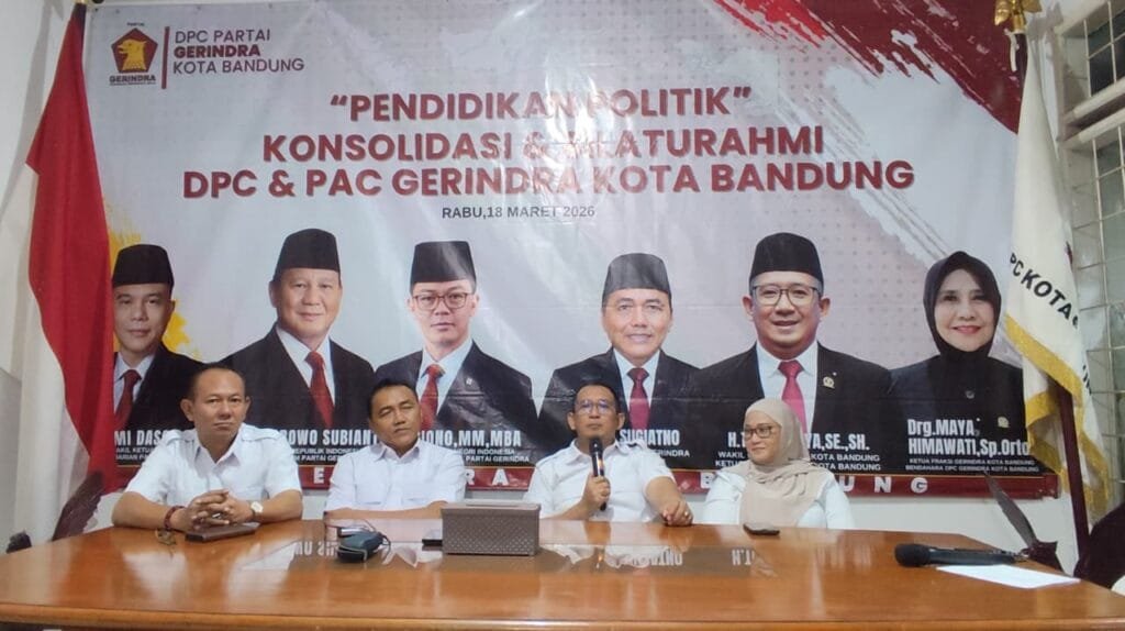 Kegiatan konsolidasi Gerindra Kota Bandung di kantor DPC