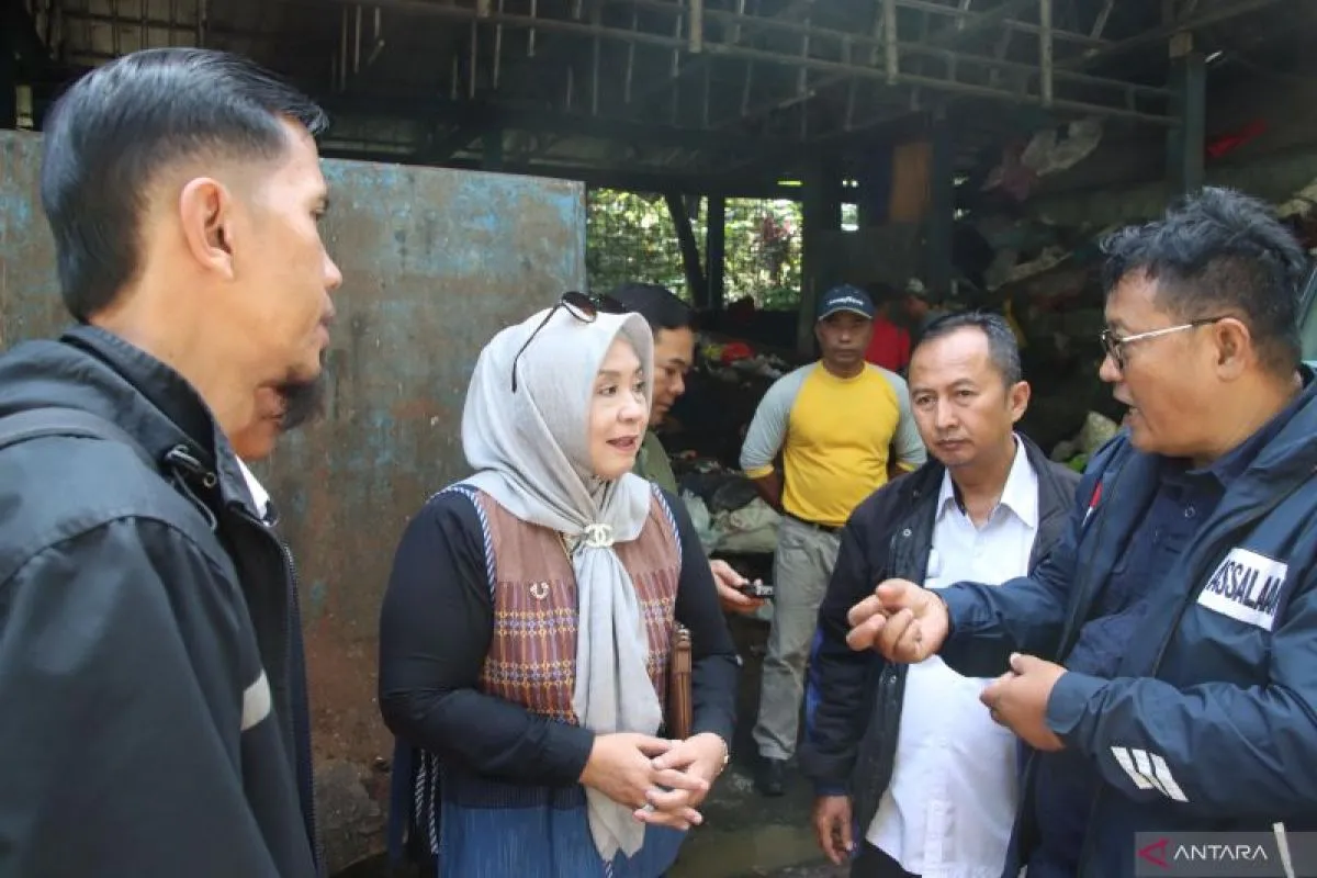 Prasetyawati Apresiasi Sistem Pemilahan Sampah di Cimahi