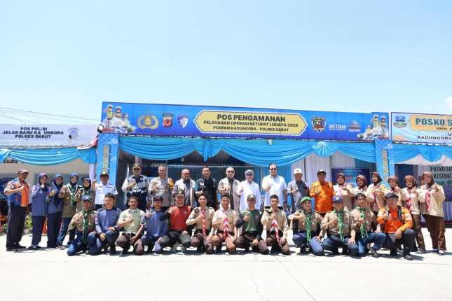 Ketua Komisi IV DPRD Jabar Rizaldi Danar Priambodo saat memantau kesiapan arus mudik Lebaran