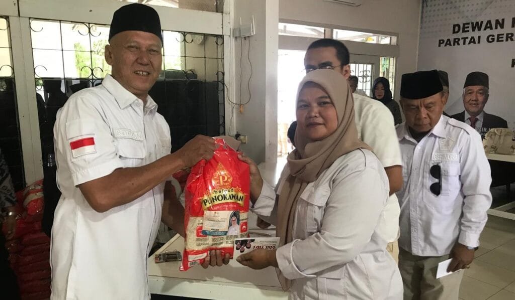 Ketua DPC Gerindra Kota Bogor Sopian Ali Agam saat konsolidasi