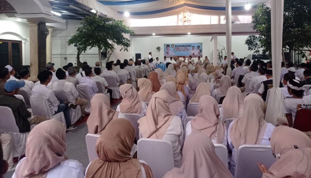 Pradi Supriatna menyampaikan arahan dalam agenda Gerindra Depok konsolidasi