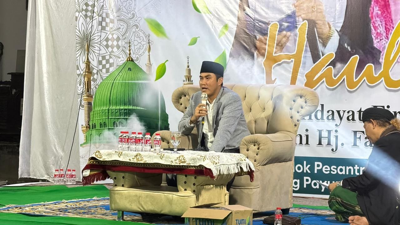 Abdul Karim Hadiri Haul Ponpes Al-Huda Cianjur