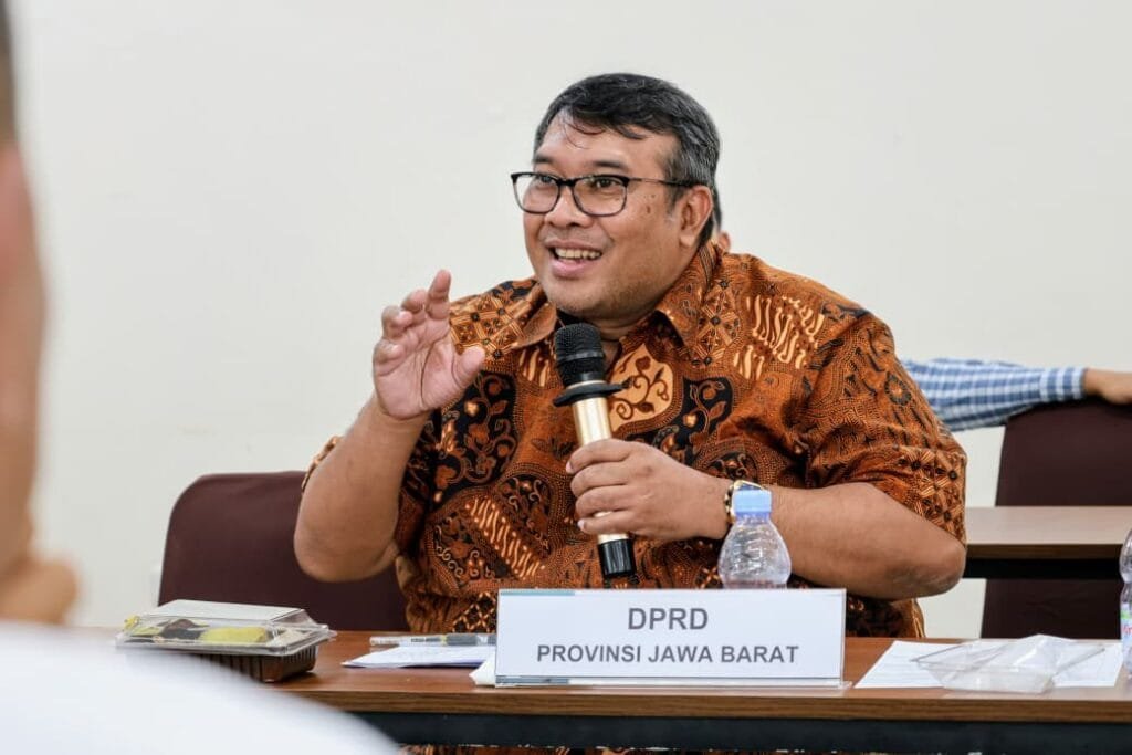Kunjungan George Edwin Sugiharto ke KCD Pendidikan Wilayah X Cirebon
