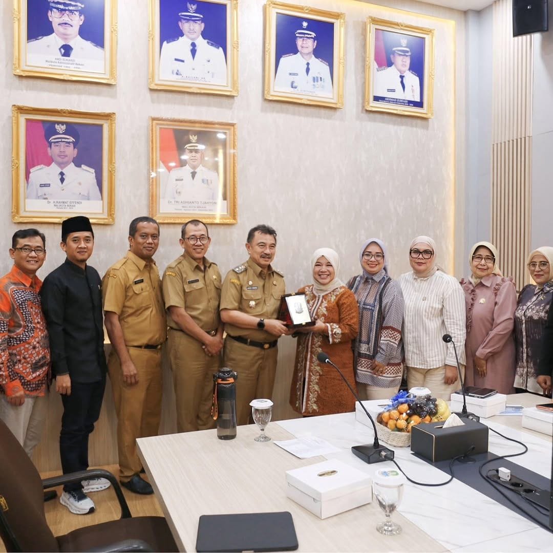 Lina Ruslinawati Tinjau Koperasi dan UMKM di Kota Depok