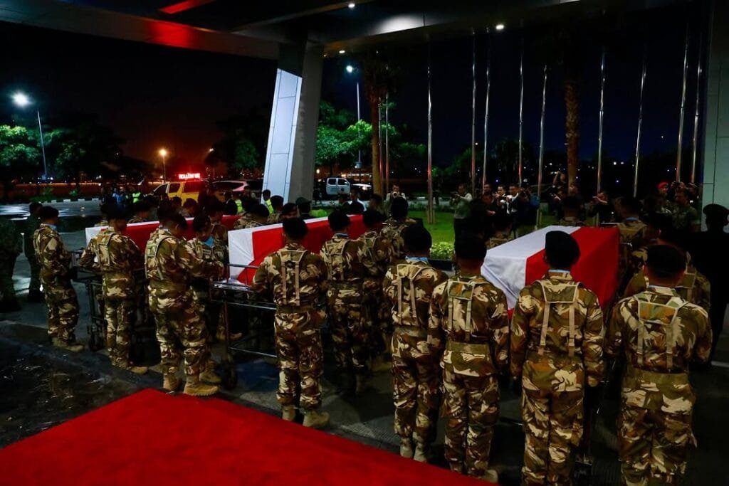 Prajurit TNI menjalankan tugas dalam misi perdamaian dunia gugur syahid