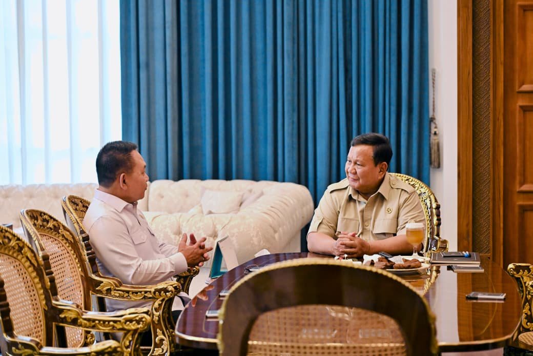 Prabowo Subianto Terima Jenderal Dudung di Istana Merdeka