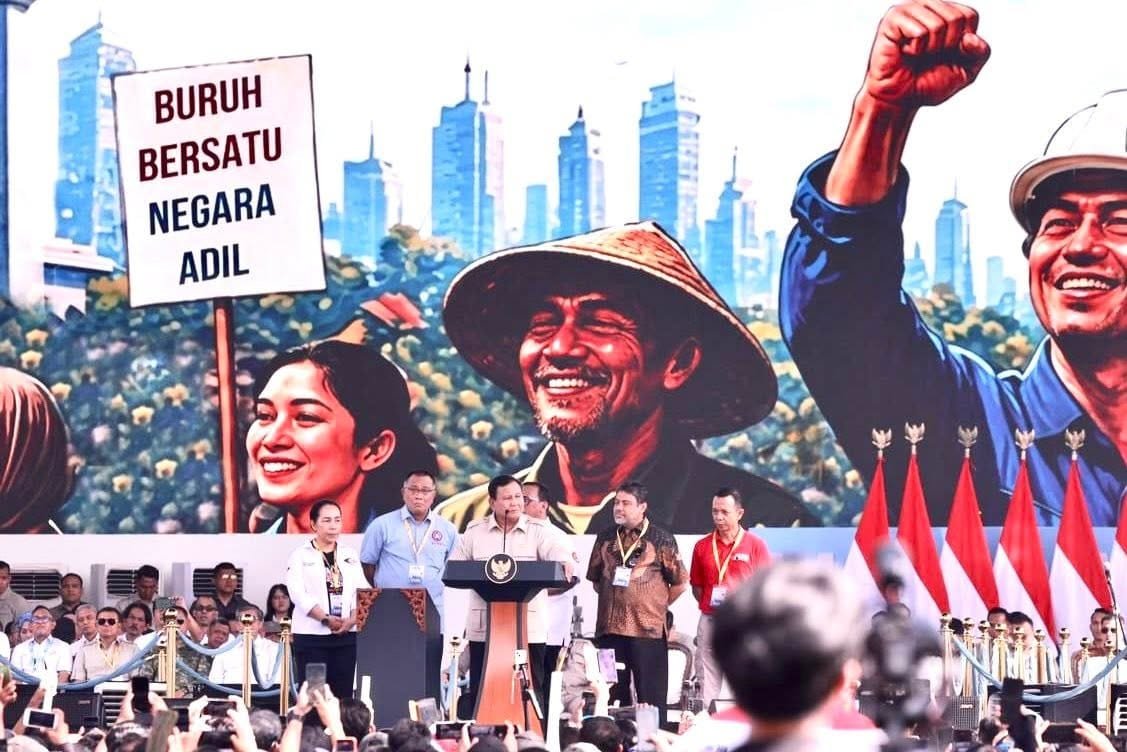 Presiden Prabowo Hadiri May Day di Monas, Ratusan Ribu Buruh Padati Jakarta