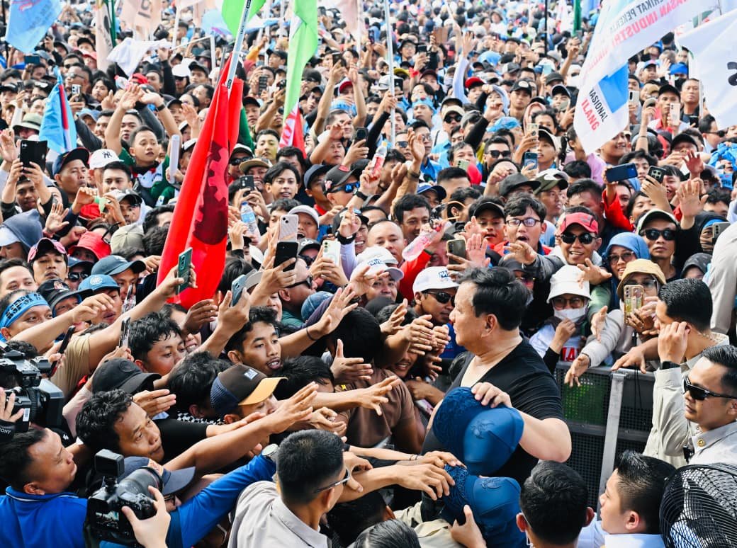 Prabowo Atur Ulang Potongan Ojol, Pengemudi Harus Dapat Porsi Lebih Besar!