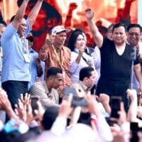 Prabowo Umumkan Pengesahan UU Pekerja Rumah Tangga di Monas