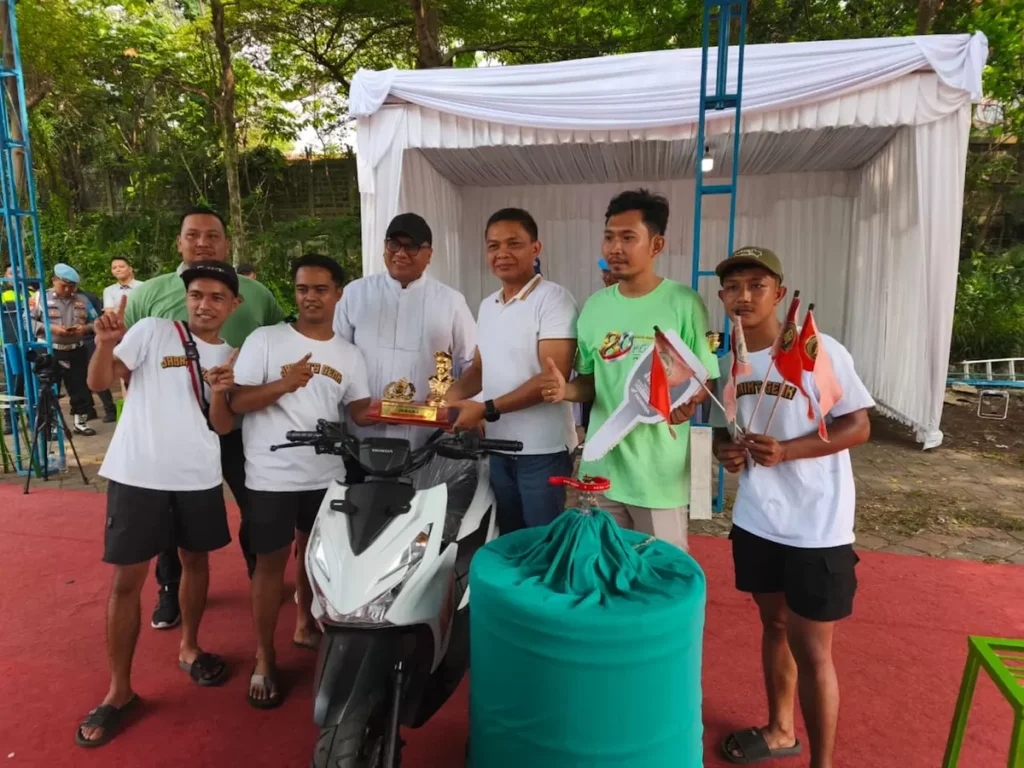 Pradi Supriatna Hadiri Turnamen Kicau Mania Piala Kapolres Metro Depok