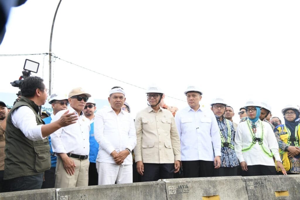 Buky Wibawa Groundbreaking PSEL Legok Nangka Tandai Babak Baru Pengelolaan Sampah Jawa Barat