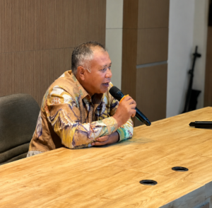 Dede Kusdinar membahas pengelolaan perkebunan Garut sebagai model pengembangan agribisnis Jawa Barat