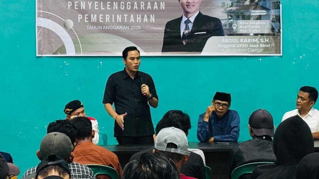 Warga Desa Sukamaju Cianjur Sampaikan Aspirasi Perbaikan Jalan Lingkungan
