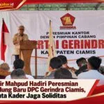 Amir Mahpud saat menghadiri peresmian gedung baru DPC Gerindra Kabupaten Ciamis dan menyampaikan pesan kepada kader.