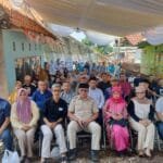 Asep Robin berdialog dengan warga dalam kegiatan reses di Dapil 3 Kota Bandung