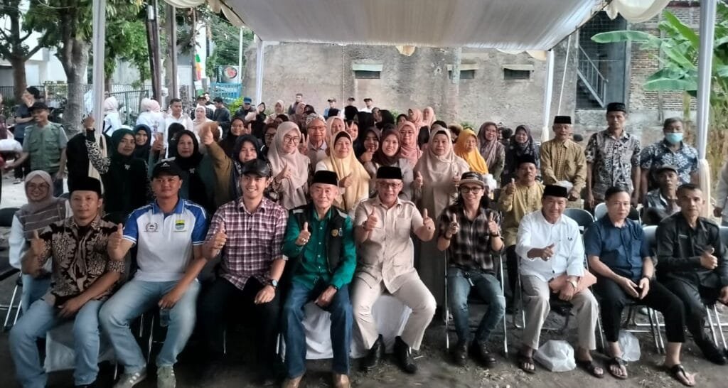 Suasana kegiatan reses Asep Robin bersama warga Dapil 3 Kota Bandung