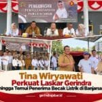 Tina Wiryawati memberikan pembinaan kepada Laskar Gerindra dan menemui penerima bantuan becak listrik di Banjarsari, Ciamis.