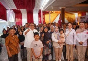 Dokling Gerindra Jabar menghadirkan layanan kesehatan gratis di Cirebon