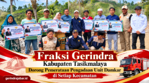 Penyaluran bantuan kepada warga terdampak kebakaran di Kecamatan Bojonggambir, Kabupaten Tasikmalaya