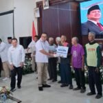 Pradi Supriatna Hadiri Penyaluran Becak Listrik dan Tablet Pintar di Depok