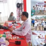 Tim Dokling Gerindra Jabar Layani Pemeriksaan Kesehatan dan Salurkan Bantuan kepada Masyarakat Cineam Tasikmalaya.