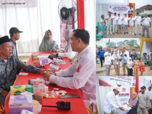 Tim Dokling Gerindra Jabar Layani Pemeriksaan Kesehatan dan Salurkan Bantuan kepada Masyarakat Cineam Tasikmalaya.
